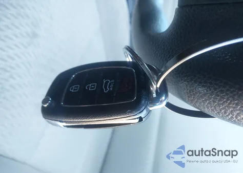 2017 Hyundai Santa Fe Sport 2.4L from USA, damaged, VIN 5XYZT3LB6HG490978